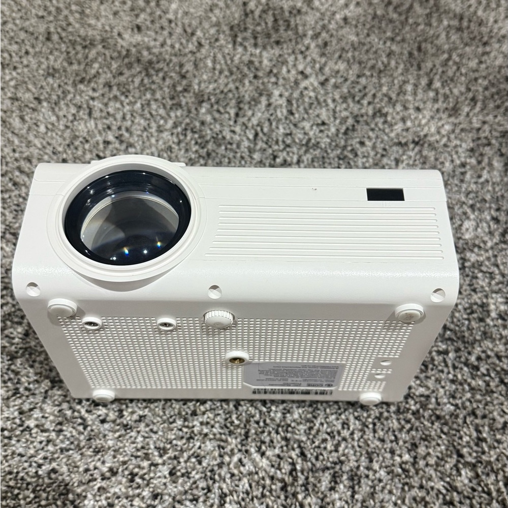 White Simulated Camera - Picture 2 of 5
